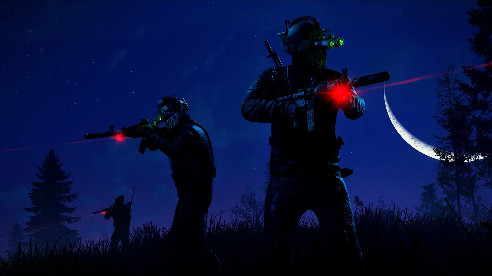 Ночной рейд в Rust: двое игроков с лазерными прицелами подходят к базе в темноте