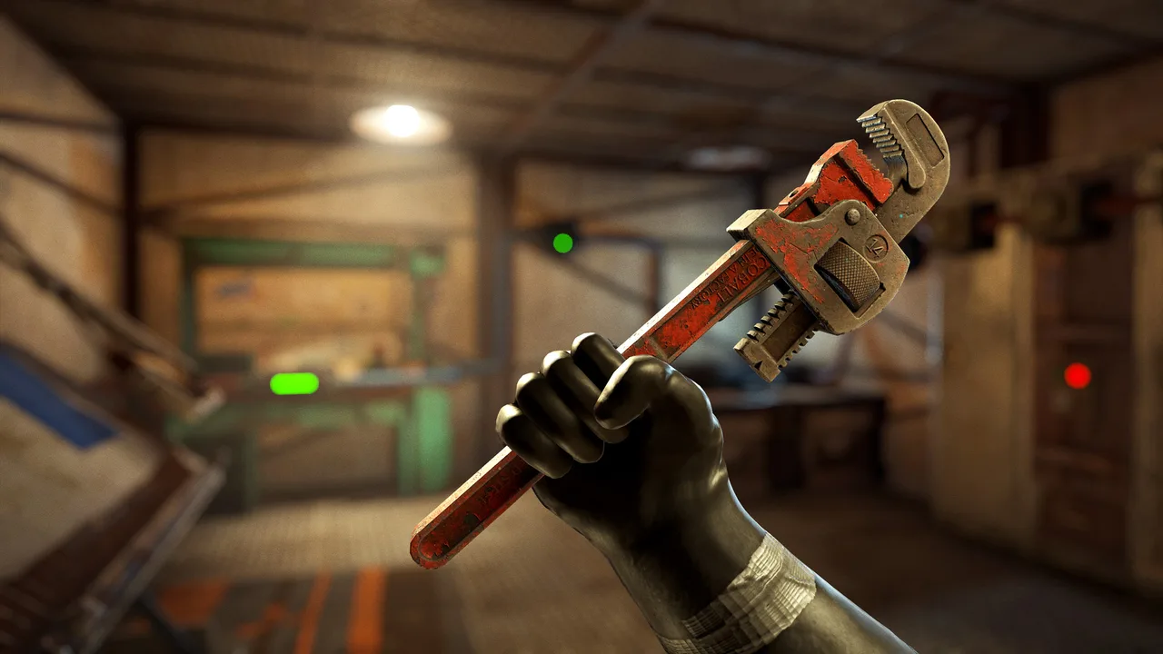 Прокладка индустриальных труб в Rust труборезом: игрок соединяет переходники контейнеров цветной трубой внутри базы