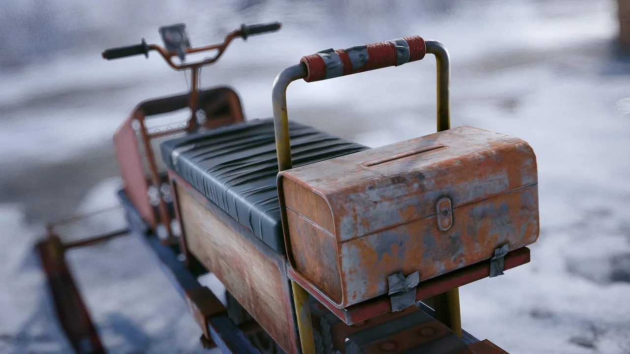 Снегоход в Rust крупным планом: ржавый ящик для лута за сиденьем пассажира, руль и полозья на снегу